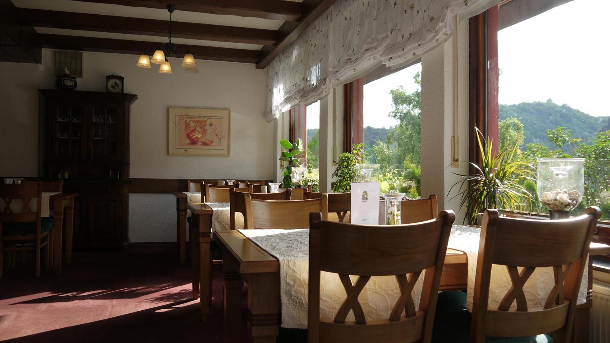 Hotel-Garni-Kachelburg Dieblich Eksteriør billede